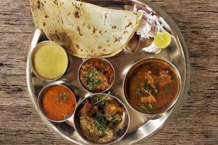 Authentic Thalis